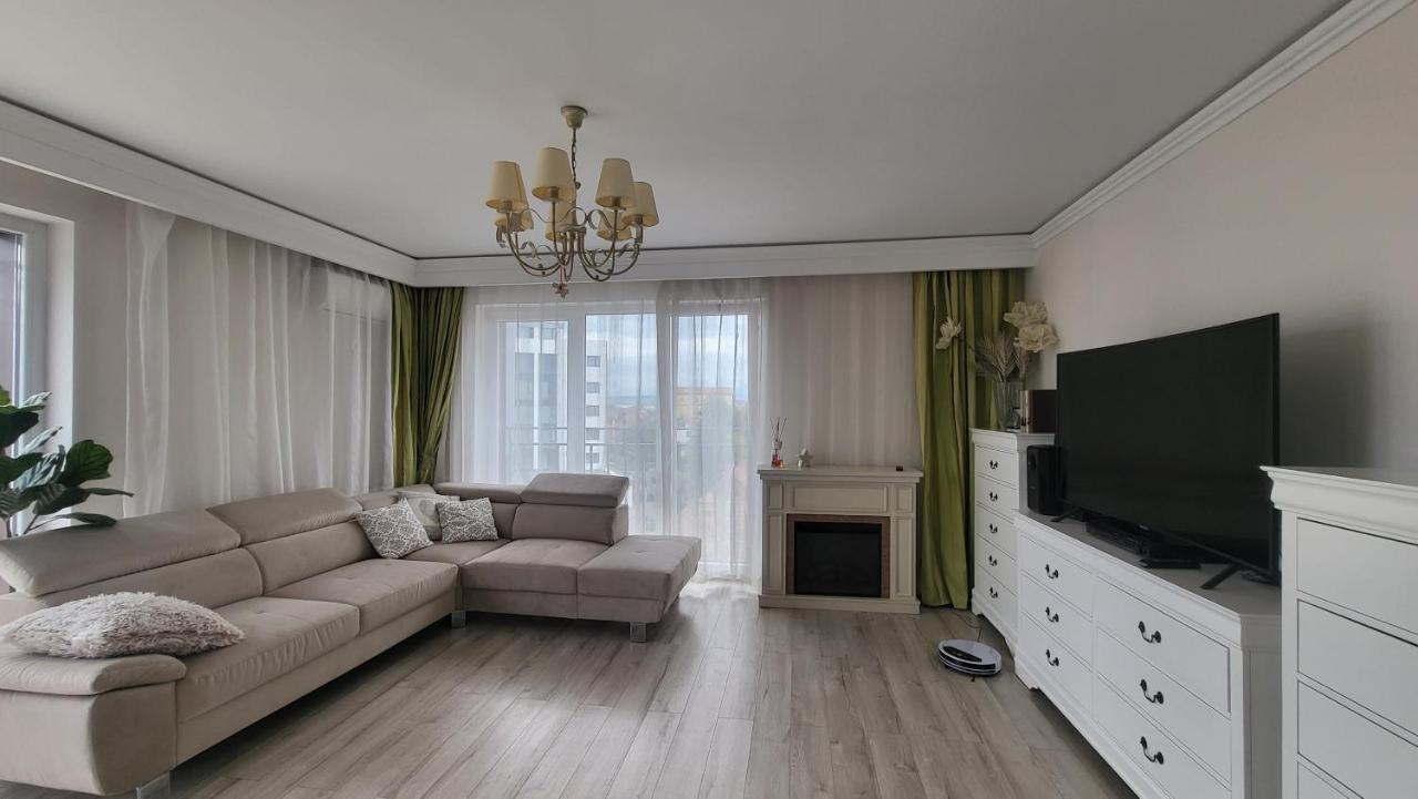 Sibiu Bach Penthouse Apartment Bagian luar foto