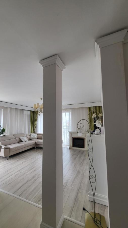 Sibiu Bach Penthouse Apartment Bagian luar foto