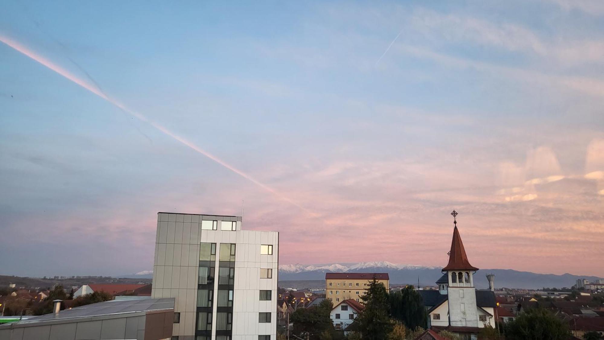 Sibiu Bach Penthouse Apartment Bagian luar foto