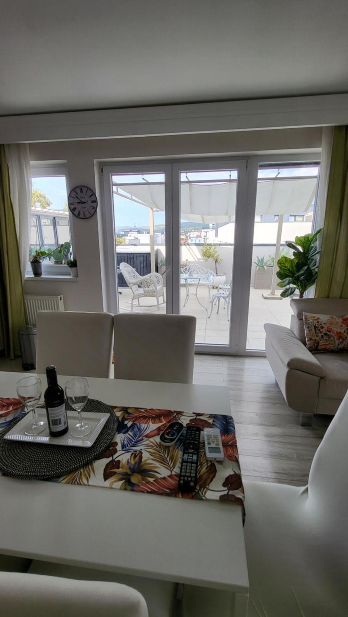 Sibiu Bach Penthouse Apartment Bagian luar foto