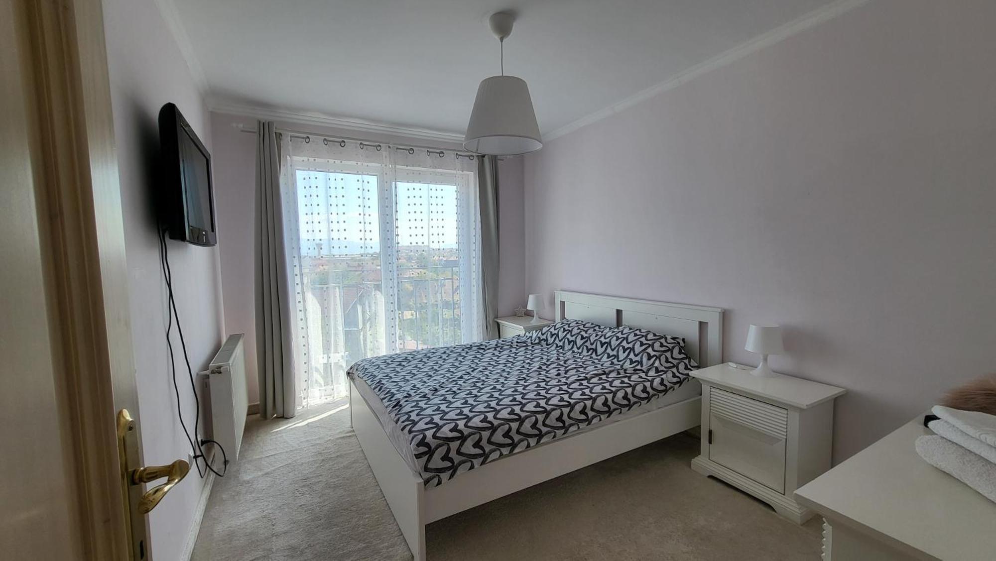 Sibiu Bach Penthouse Apartment Bagian luar foto